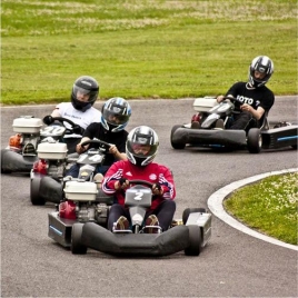 Slvie 11 - Karting