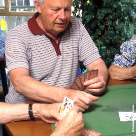 Slvie 07  Mayenne Belote de Novembre