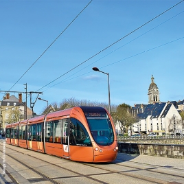 Slvie 02 -Visite du centre de maintenance du Tramway